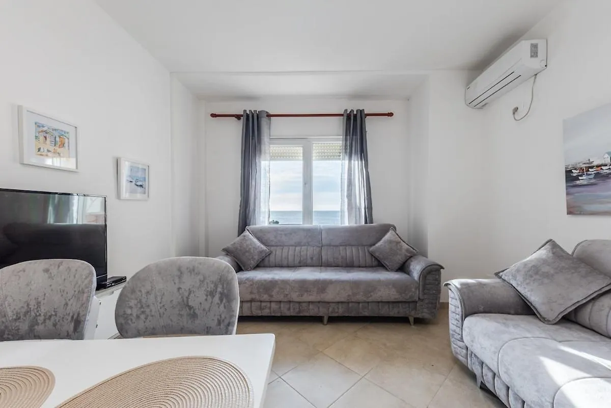 The Seaview Sanctuary By Ps Apartment Golem